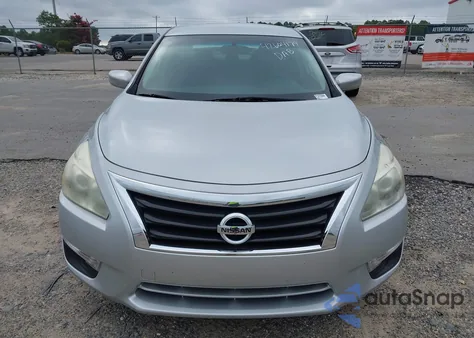 2015 Nissan Altima 2.5 S из США, поврежденный, VIN 1N4AL3AP8FC450260